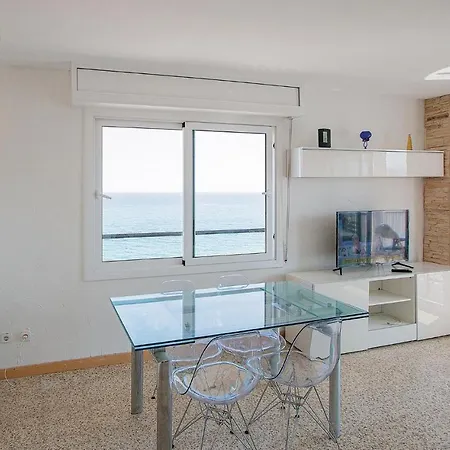 Gorgeous In Apartment Malgrat de Mar