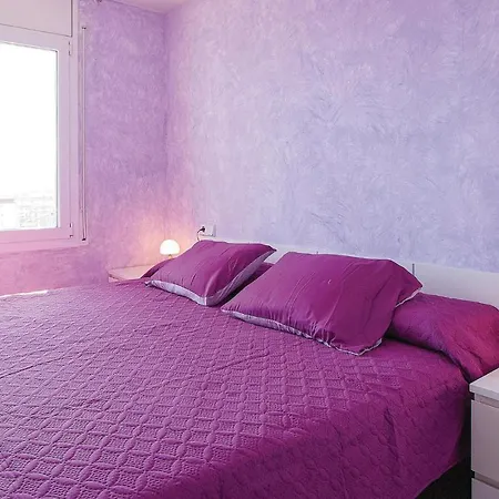 Gorgeous In Apartment *
